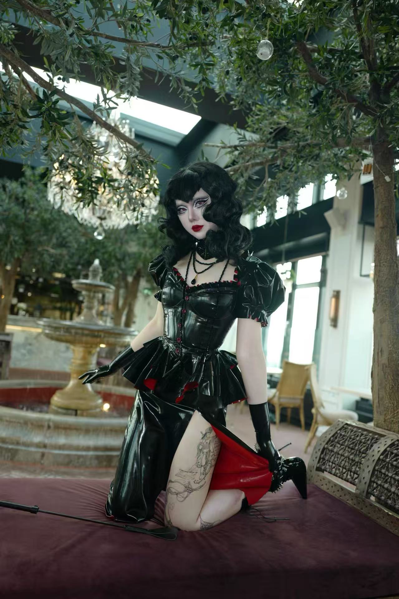 "Rough" Black & Red Dual-Tone Latex Gown